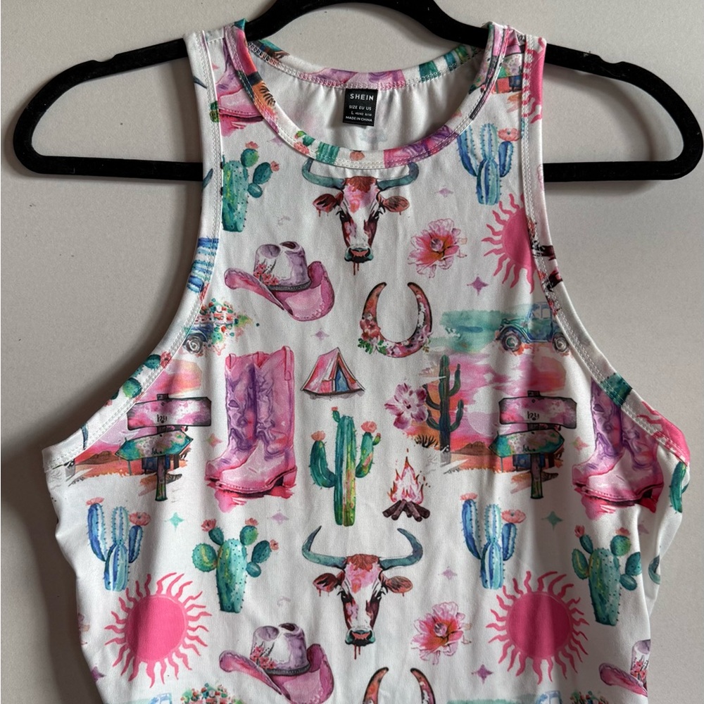 SHEIN Western Graphic Tank Top - White and Pink